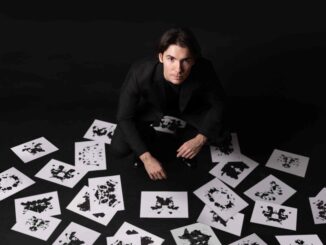 Al teatro Sociale di Alba arriva il nuovo spettacolo dell'illusionista Andrea Rizzolini