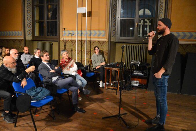 Nella sala polivalente del liceo Da Vinci nasce uno spazio per i podcast 2
