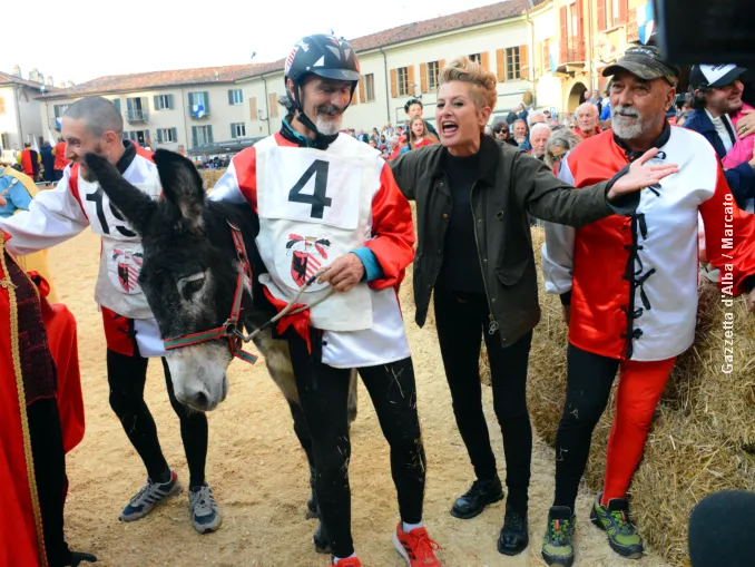 Domenica 1° dicembre alle 14 il Palio d'Italia su Rai 2 propone la puntata registrata ad Alba