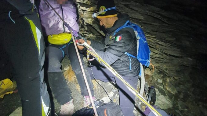 Perdono il sentiero a 2.700 metri di altitudine, due donne soccorse dal Sasp 1