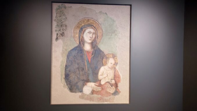 Da San Pietro  la Madonna della bocciata di Cavallini a palazzo Banca d'Alba