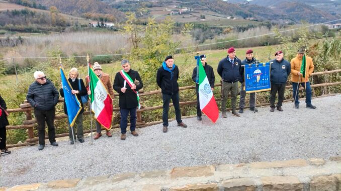 Vesime ha celebrato gli 80 anni del primo atterraggio all'aeroporto partigiano Excelsior 6
