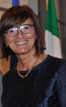 Nell'auditorium della fondazione Ferrero un libro dedicato al galateo