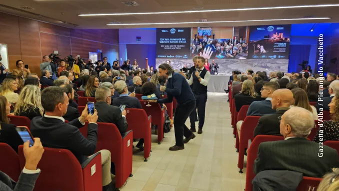 Fiera / È il giorno dell'Asta del tartufo! (IN DIRETTA) 18