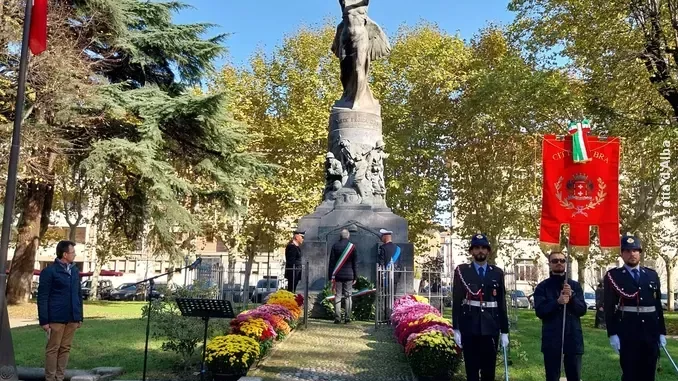 Bra festeggia l'Unità nazionale e le forze armate