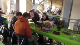 A Ticket to Bra, giornata dei giochi da tavolo, anche gli ipovedenti allestiscono il loro tavolo