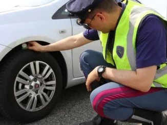 Torna da oggi (15 novembre) l’obbligo di gomme da neve o catene a bordo per l’inverno