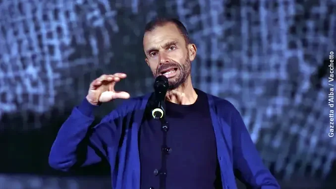 Lo scrittore Fabio Genovesi propone il suo monologo all'Astemia (che ora non è più pentita) di Barolo 1
