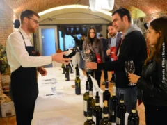 Con i grandi terroir del Barbaresco Go wine ricorda Luigi Veronelli 3