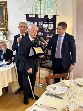Il farmacista Riccardo Garelli di Canale spegne 100 candeline