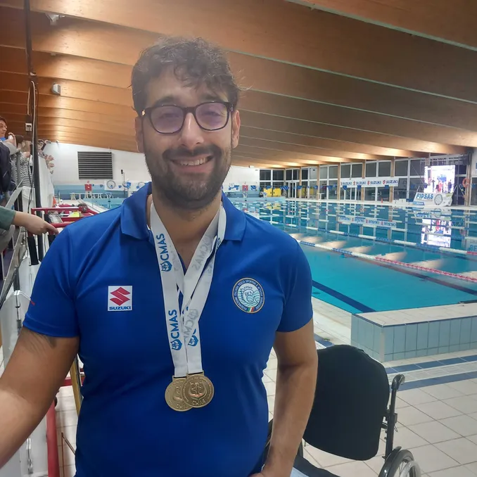 Bis iridato per Roberto Spigonardo nel nuoto pinnato paralimpico: quattro medaglie d’oro 1
