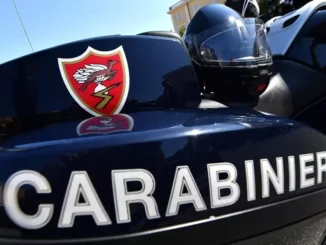 Investe un minore sulle strisce e si dà alla fuga: denunciata una donna