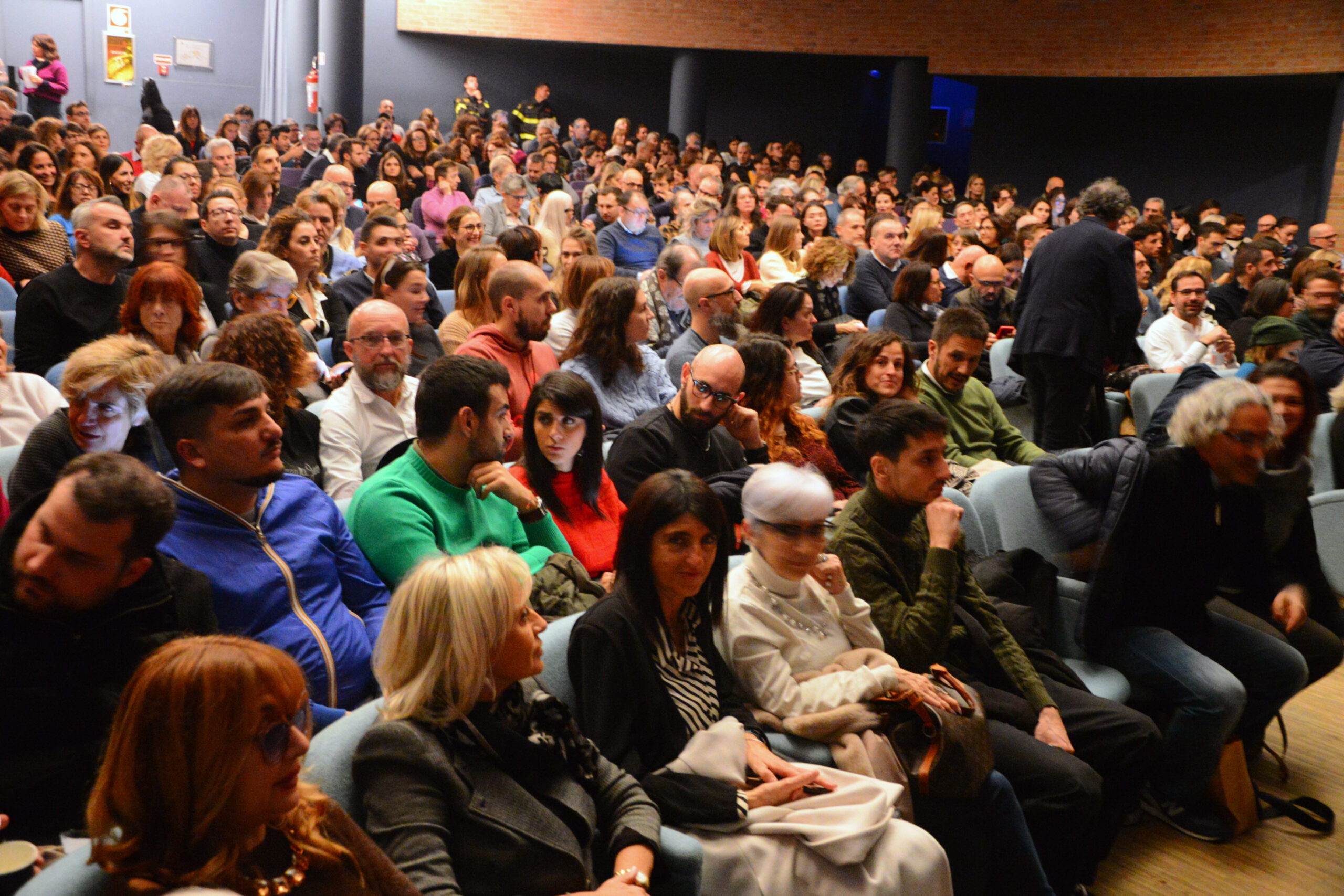 Umberto Galimberti ha raccontato il vero amore al teatro Sociale di Alba (FOTOGALLERY) 4
