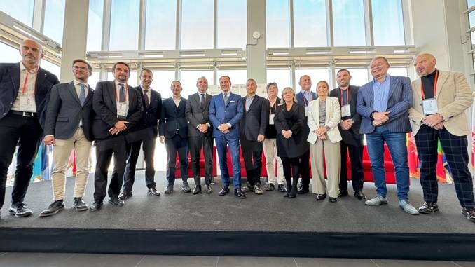 VUELTA 2025 Ufficializzata la tappa Alba-Limone della Vuelta 2025