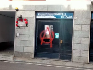 Imbrattata la sede albese di Fratelli d'Italia
