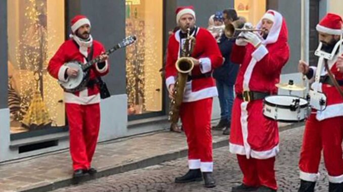 Ciocconatale: la magia del Natale arriva nel cuore di Bra 1