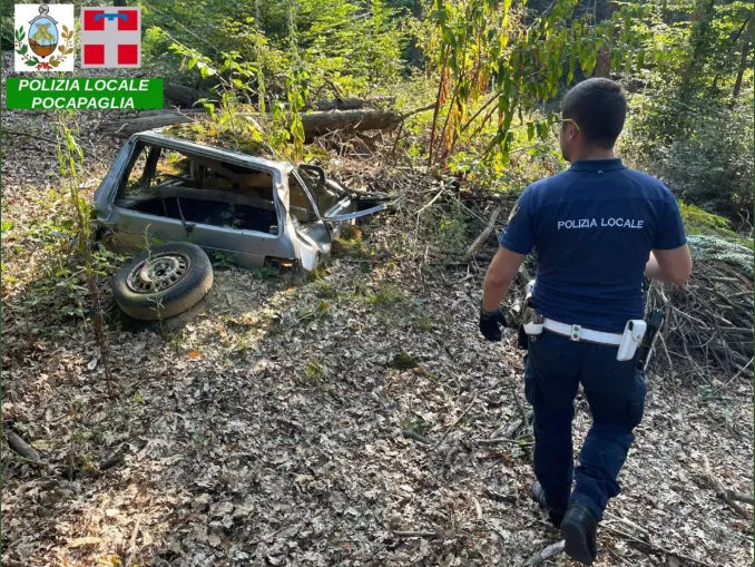 Auto incidentata resta per 24 anni sepolta in un bosco a Pocapaglia 1