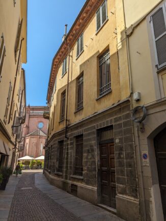 Alba: è al via la riqualificazione del primo palazzo dell'azienda Miroglio 1
