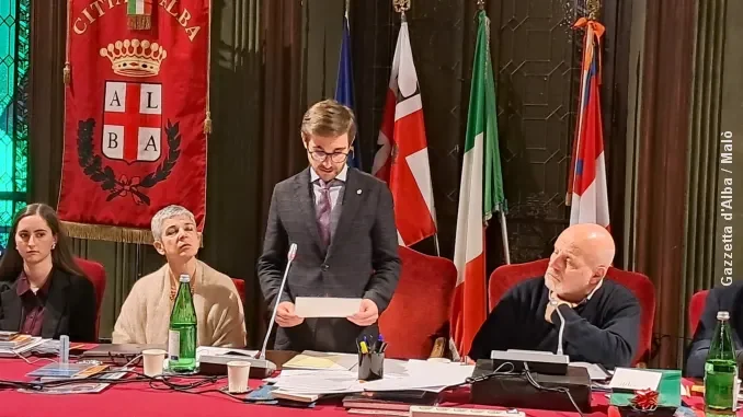 Consiglio comunale / Alba ricorda i due migranti morti e prepara un dormitorio temporaneo 2