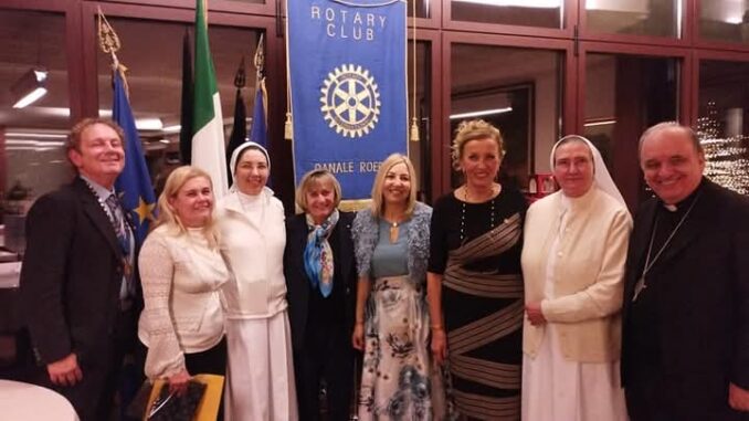 Conviviale del Rotary Club Canale Roero alla presenza di Sua Eccellenza Marco Brunetti Vescovo di Alba 1