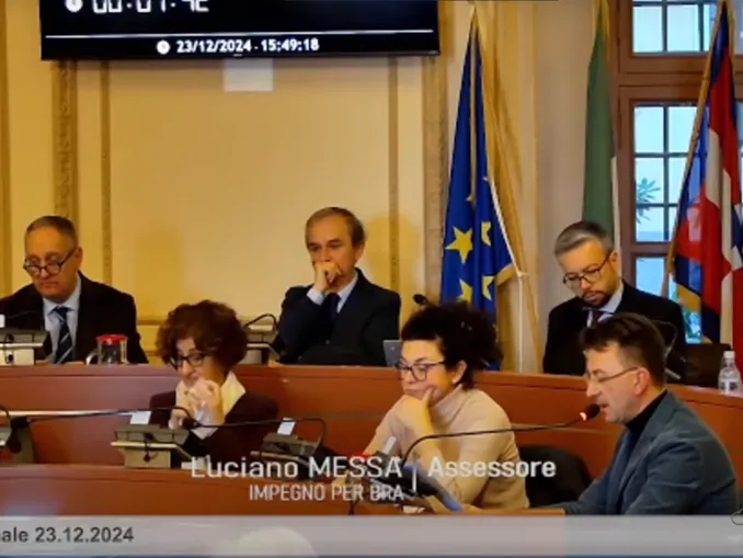 Bra / Sorpresa in Consiglio comunale, l’assessore Luciano Messa si dimette per motivazioni professionali