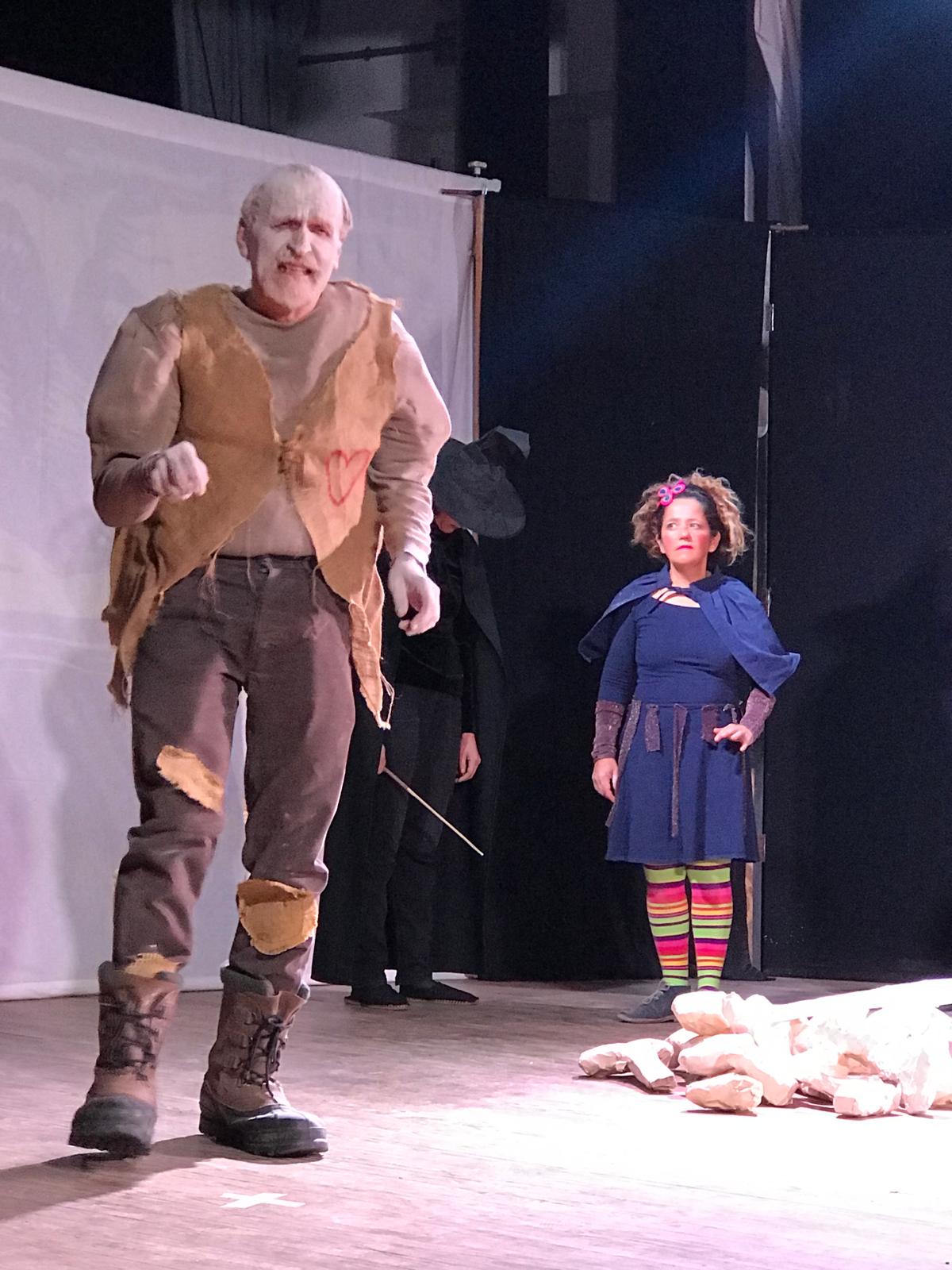 Magog: prevenire il bullismo giovanile con spettacoli teatrali 1