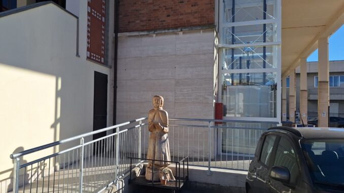 Finalmente in funzione il nuovo ascensore della chiesa dei Salesiani di Bra