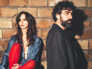 Secondo lei, venerdì 10 gennaio sul palco del Teatro Barretti di Mondovì