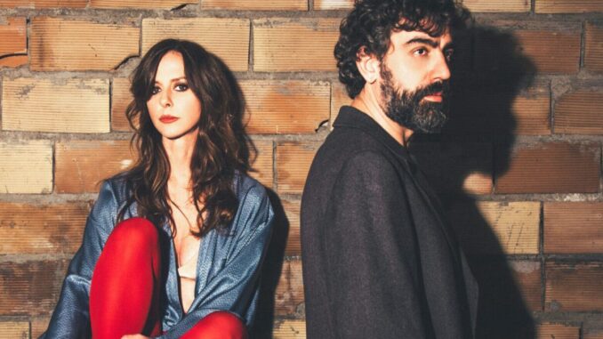 Secondo lei, venerdì 10 gennaio sul palco del Teatro Barretti di Mondovì