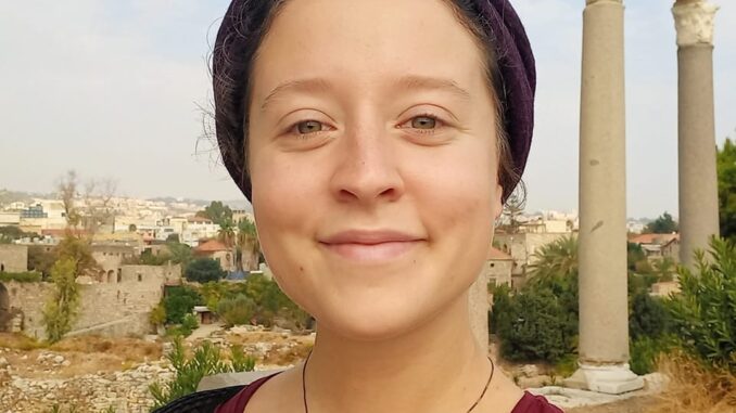 Silvia Dellapiana, volontaria albese, in Palestina, Grecia e Libano per aiutare gli ultimi (VIDEO)