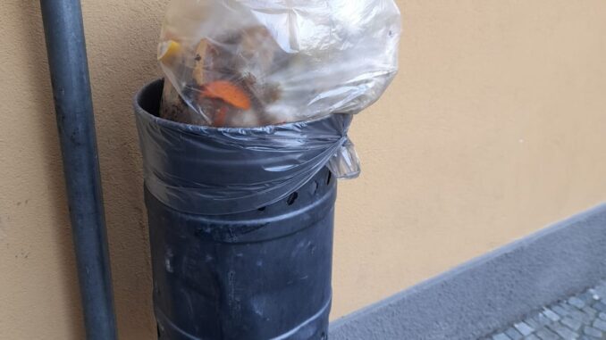 Rifiuti a Dogliani, linea dura contro i furbetti