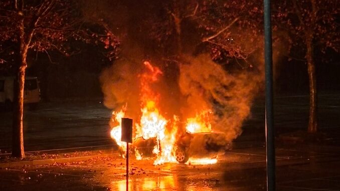 Incendio a Santo Stefano Belbo Bozza automatica 742