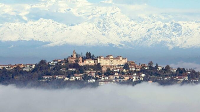 I sentieri romantici sulle colline dei Conti Alfieri e dei Frescanti