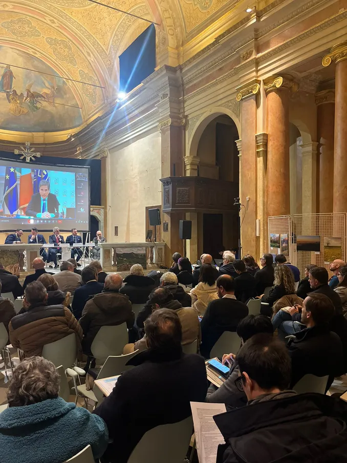 Presentato il corso di formazione per gli amminis