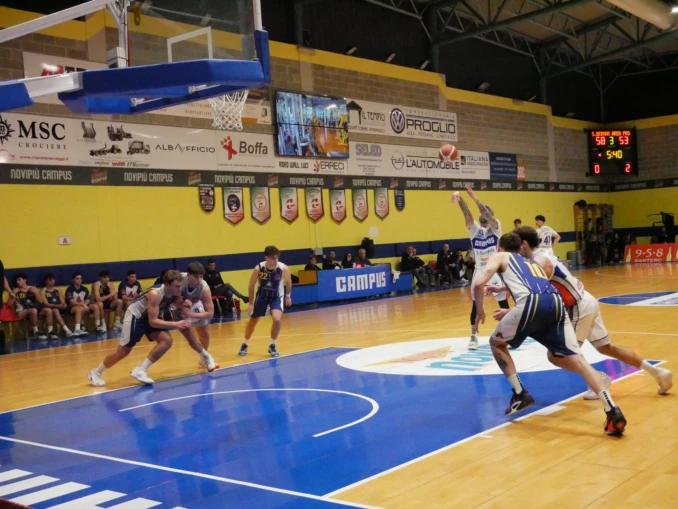 Basket / Campus Corneliano sfiora i 100 punti e batte Aera Pro