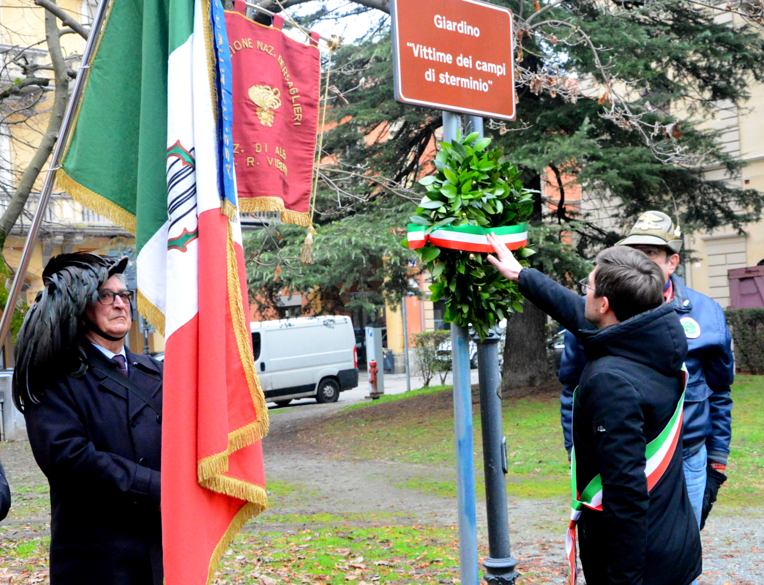 Giorno della memoria / Ad Alba la cerimonia nei giardini di via Roma (FOTO) 4