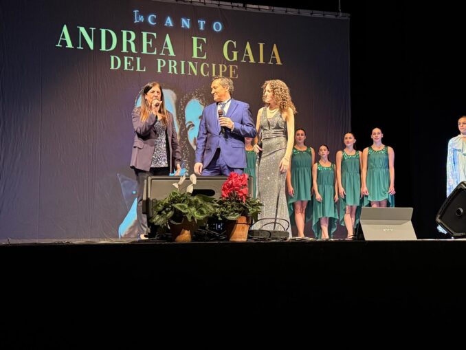 Memorial per Fiorenzo Revello: con il tenore Andrea Del Principe, la sala storica del Teatro Sociale di Alba gremita di amici, collaboratori, cittadini 3