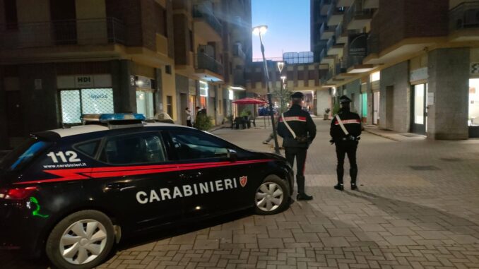 Canelli, in via Filipetti l'Arma ha controllato 55 persone