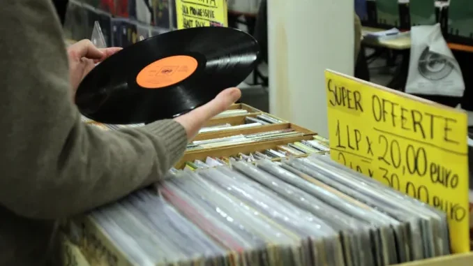 Ernyaldisko presenta la prima fiera del disco, cd e vinile, di Alba per la gioia dei collezionisti 1