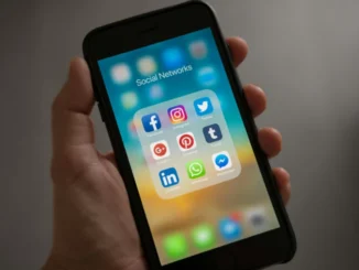 Chiede il riscatto di un telefono ma il derubato è comandante della Polizia locale