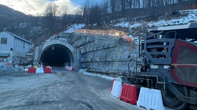 Il presidente Cirio e il sindaco di Limone Riberi al tunnel del Tenda per incontrare il nuovo ministro francese ai trasporti 3
