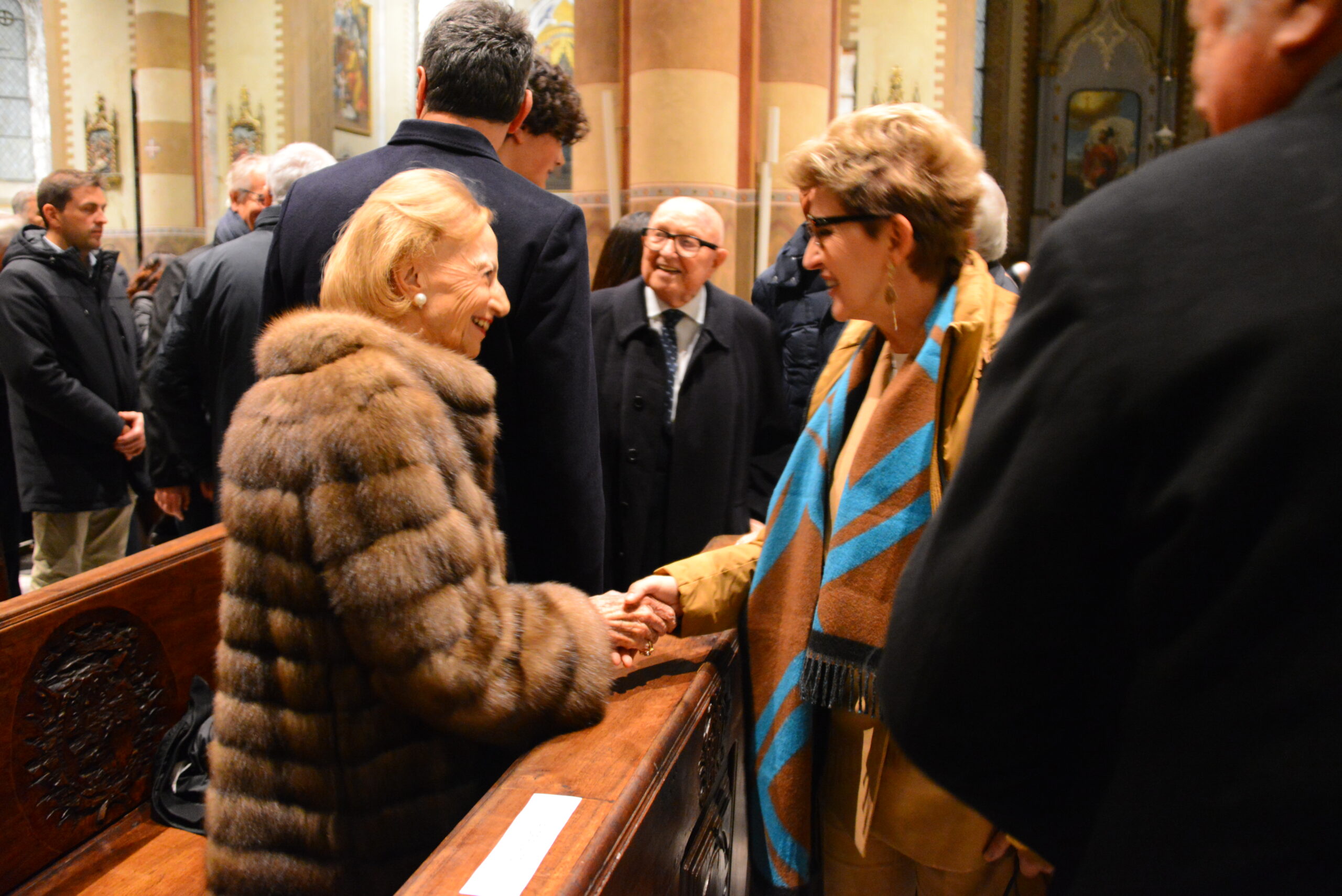 La famiglia al completo per la messa in ricordo di Michele Ferrero (FOTO)