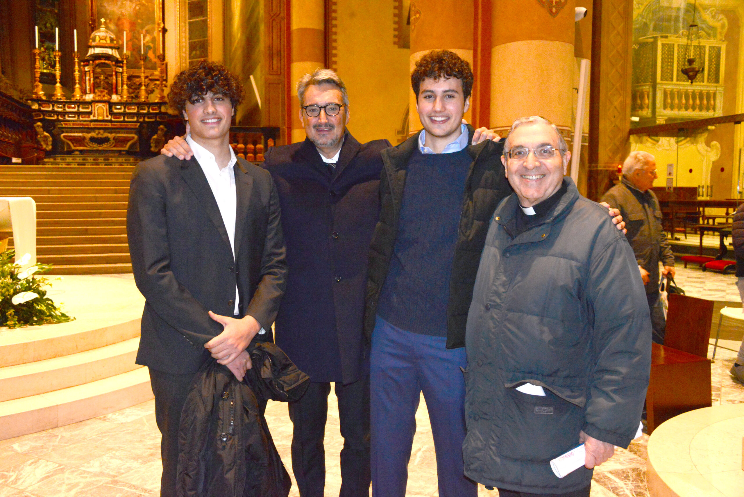 La famiglia al completo per la messa in ricordo di Michele Ferrero (FOTO) 6