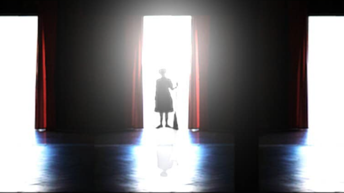 Per la rassegna teatrale Sacra famiglia andrà in scena Tre sull'altalena di Luigi Lunari