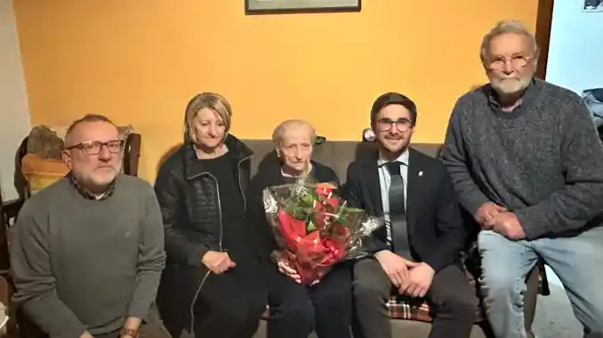 Auguri a Laura Cane di Alba per i suoi 102 anni!