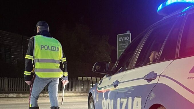 Guidava sotto l'effetto di alcol, si capotta in via Torino a Cuneo. Patente ritirata