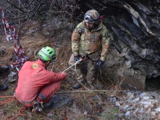 Bombe a mano in una grotta del Cuneese: bonificata grazie all’Esercito e al Soccorso alpino