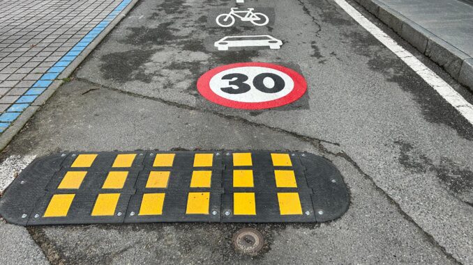 Alba, corso Langhe: riadattati i controviali a misura di ciclisti