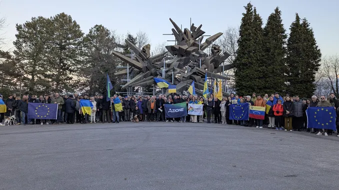L'Europa per l'Ucraina. In 300 a Cuneo per la manifestazione di Azione