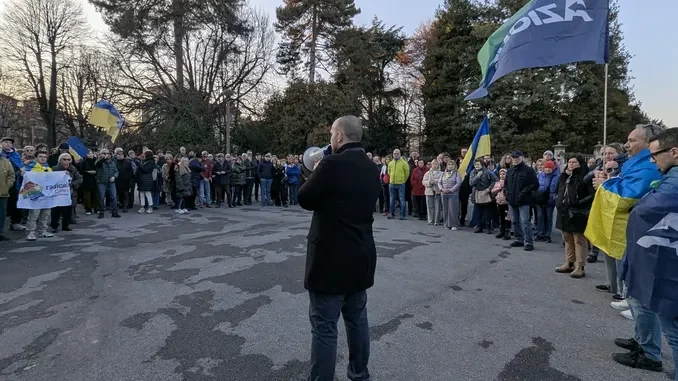 L'Europa per l'Ucraina. In 300 a Cuneo per la manifestazione di Azione 1